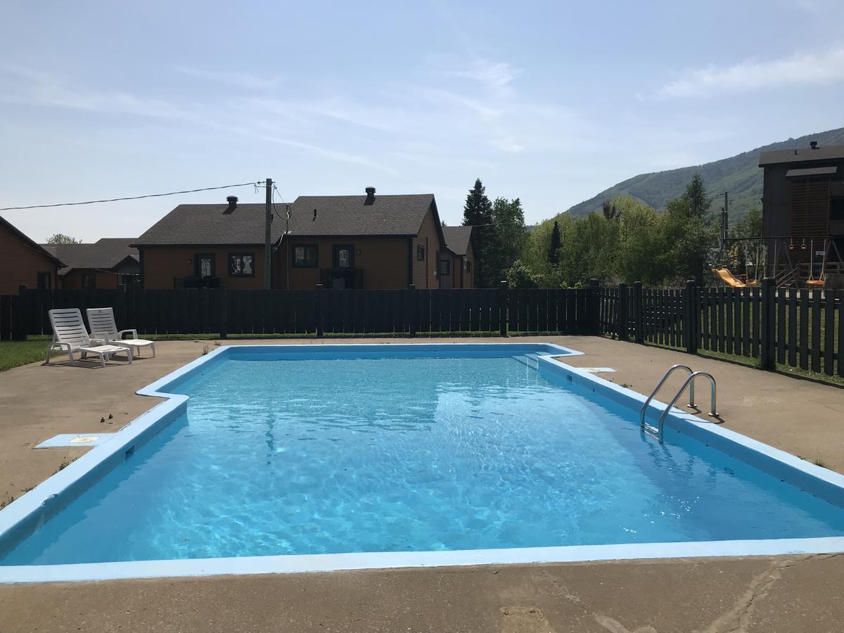 Complexe Les Neiges Hotel Beaupré Екстериор снимка