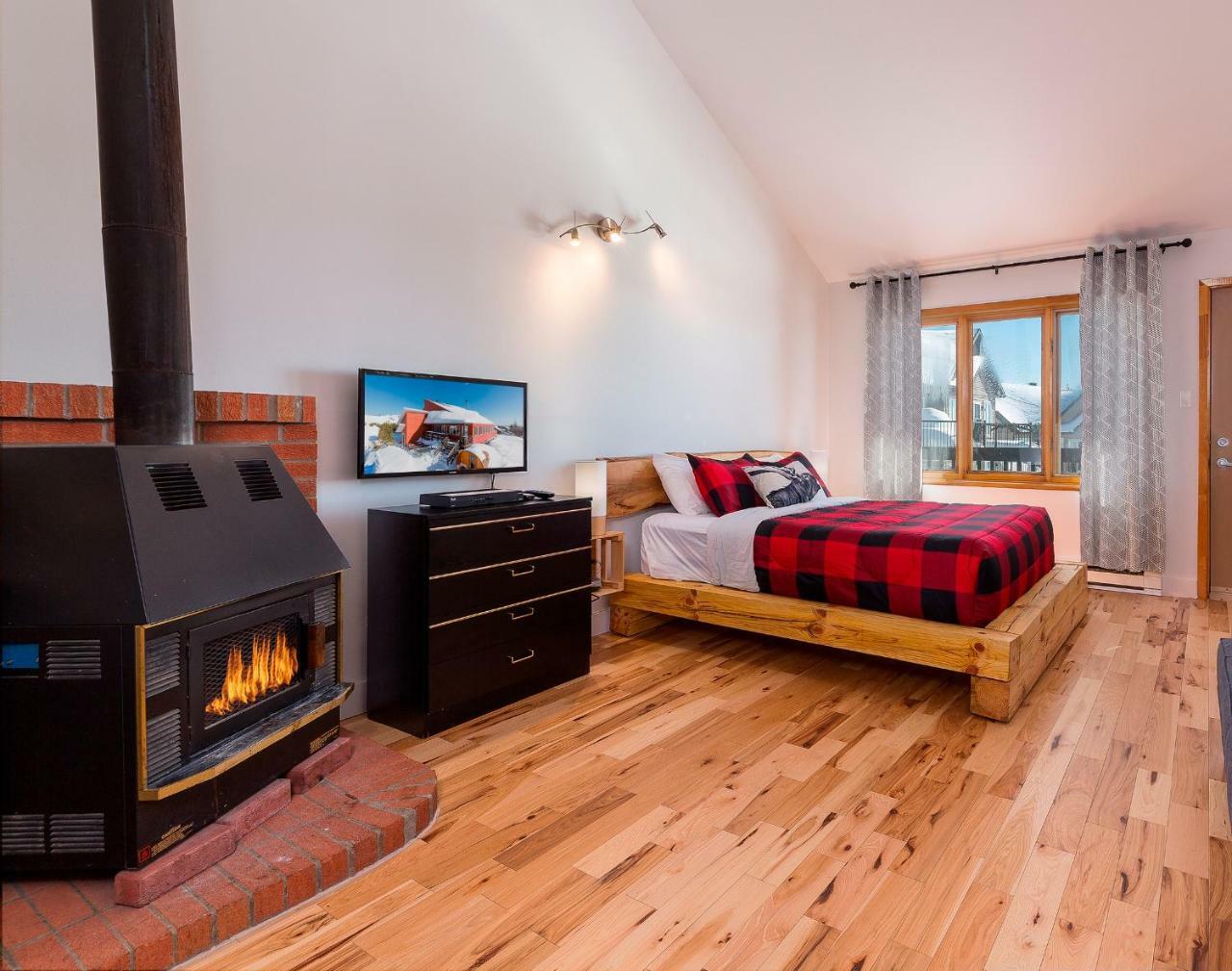 Complexe Les Neiges Hotel Beaupré Екстериор снимка
